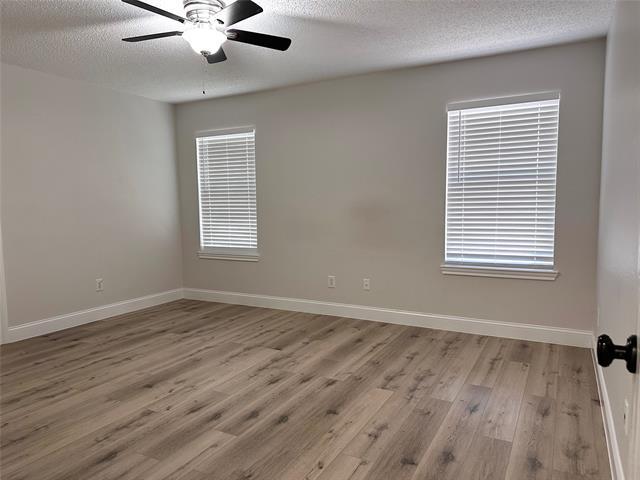 Building Photo - 9521 Thomas Jefferson Dr