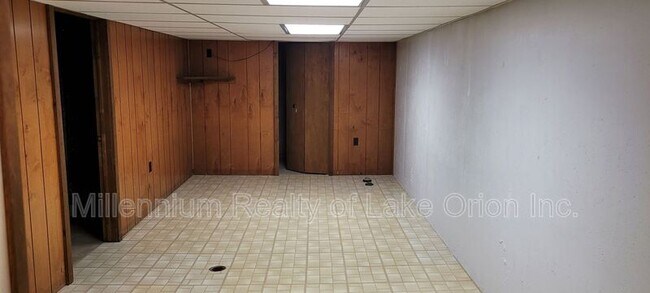 Building Photo - 29359 Hemlock Dr