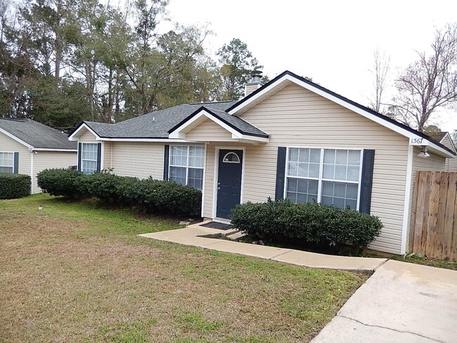 Primary Photo - 1367 Idlewild Dr