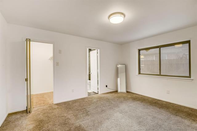 Building Photo - 4233 Glen Ridge Dr