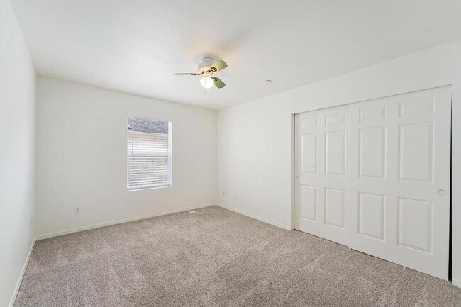 Building Photo - Spacious DuPont Home with A/C, Bonus Loft, Large Patio & Fully Fenced Yard!