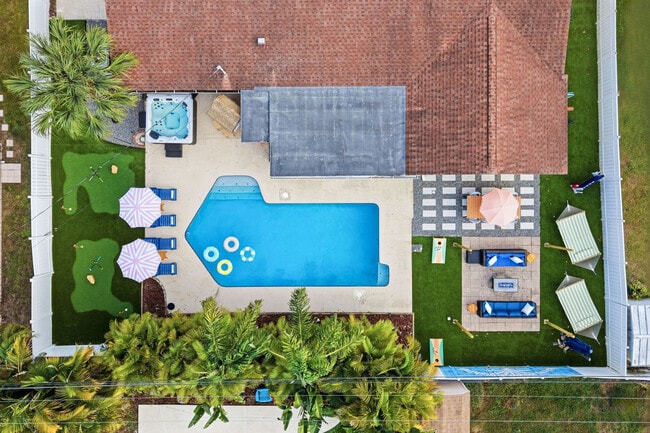 Building Photo - 1132 Gershwin Dr