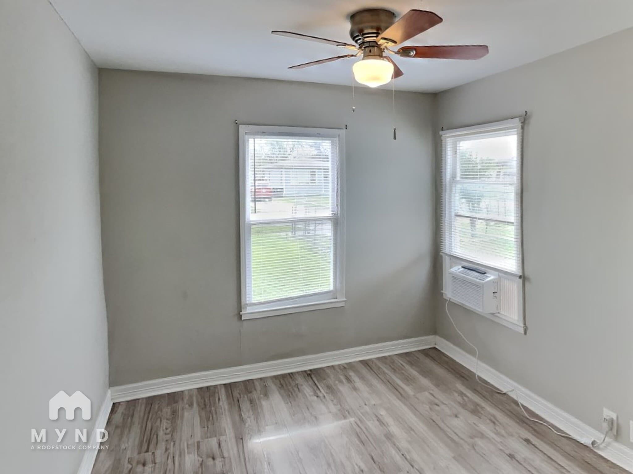 Building Photo - 4925 Merrimac St