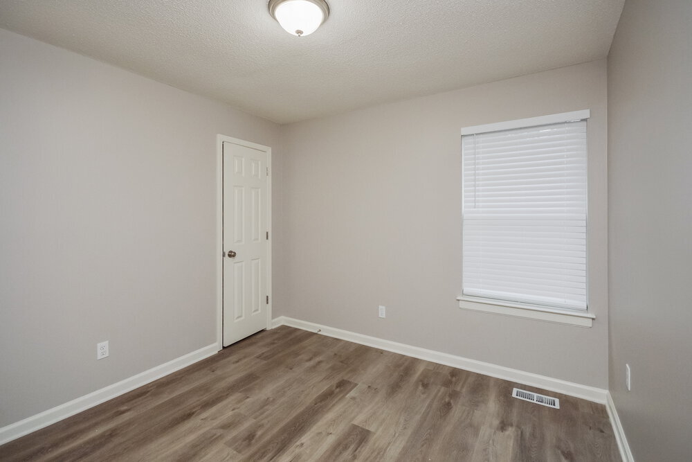 Building Photo - 5490 Northcut Dr