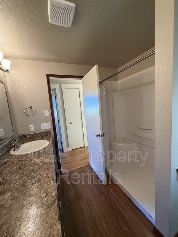 Building Photo - 3321 Barley Cir