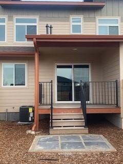 Building Photo - 4455-A Deveraux Place