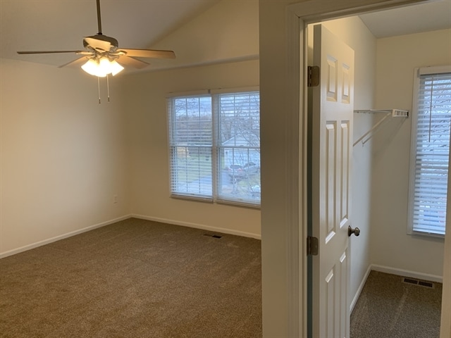 Building Photo - 5605 Stevens Dr