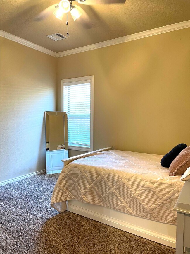 Building Photo - 4006 Rocky Vista Dr