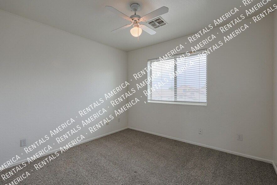 Building Photo - 7312 S 56th Ln