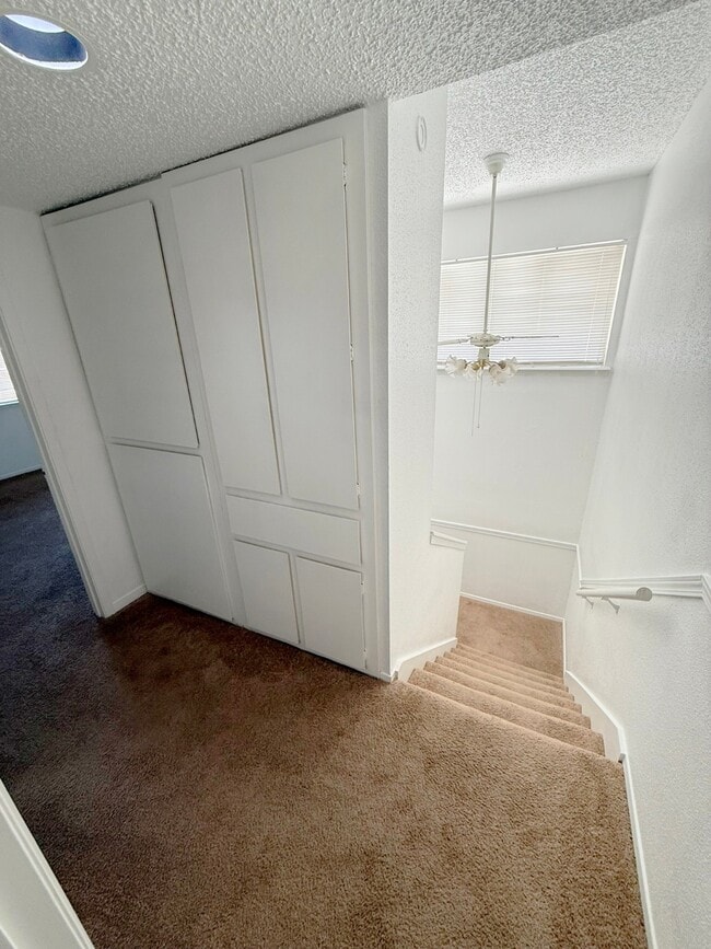Building Photo - 5321 Pinewilde Dr