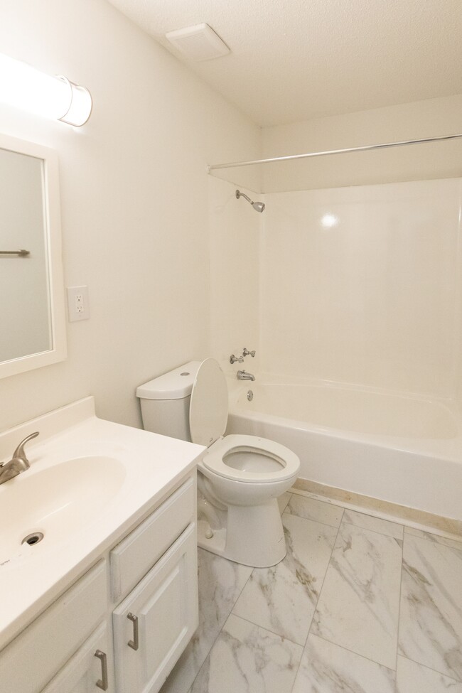 Bathroom - Hillcrest Townhomes