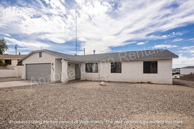 Building Photo - MOVE IN SPECIAL $800 OFF