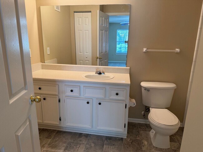 Building Photo - Two bedroom two bath second floor unit