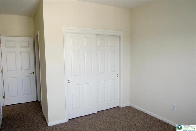 Building Photo - 929 Eden Terrace