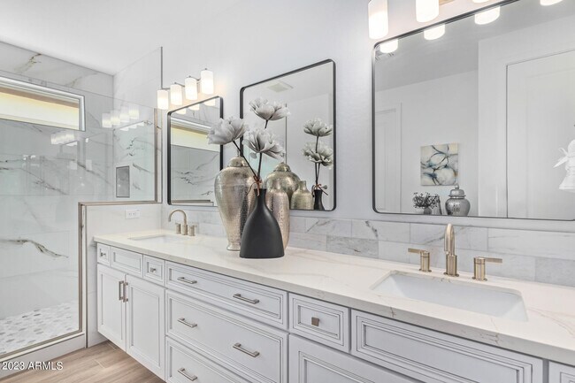 Building Photo - 37100 N Gantzel Rd