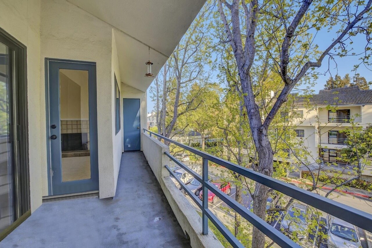 Building Photo - 4691 Albany Cir