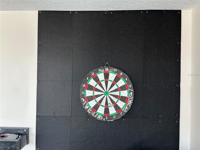 Building Photo - 1 Key Capri