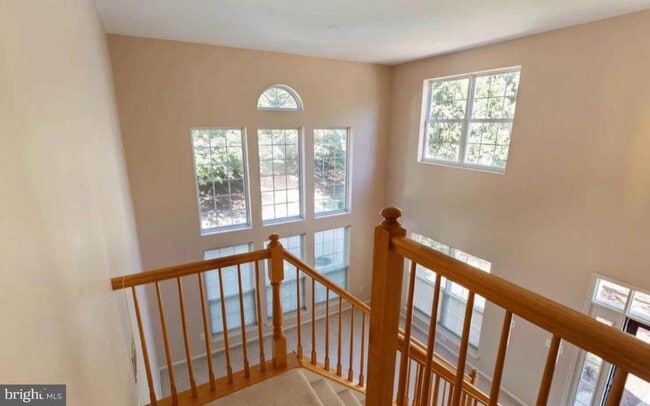 Building Photo - 709 Pebble Creek Ct