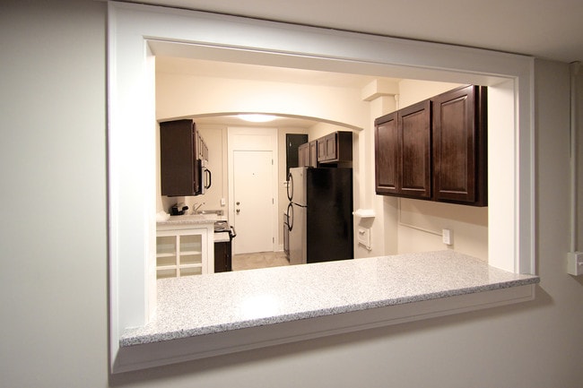 Kitchen - The Nottingham Apartments