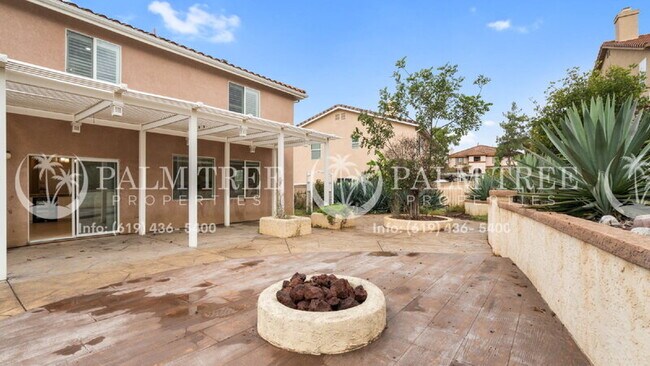 Building Photo - 807 Via Bahia