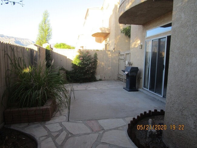 Building Photo - 7051 Natalie Janae Ln NE