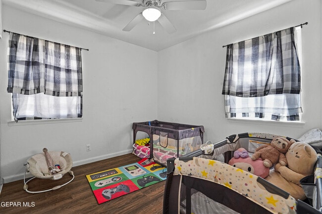 Building Photo - 5516 Fairbanks Dr