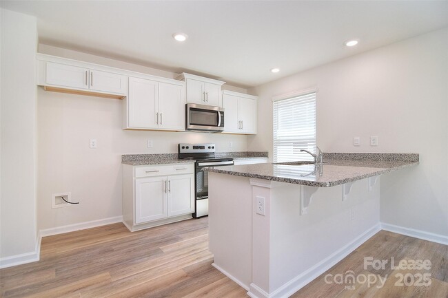 Building Photo - 5155 Hyrule Dr