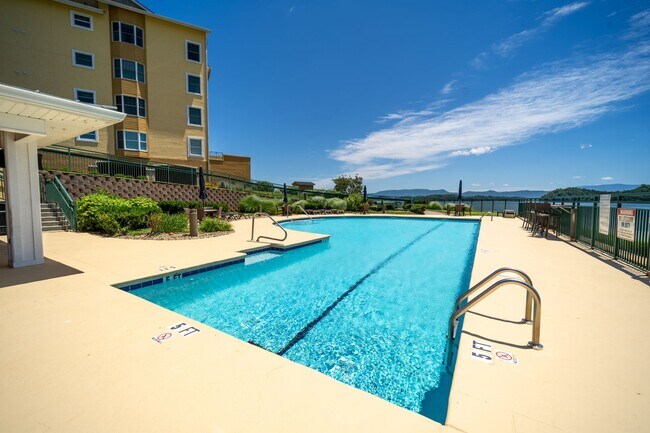 Building Photo - Harbor Crest condo for rent