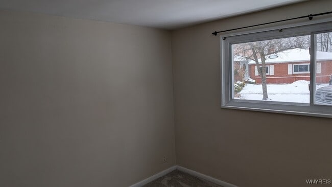 Building Photo - 25 Cadet Cir