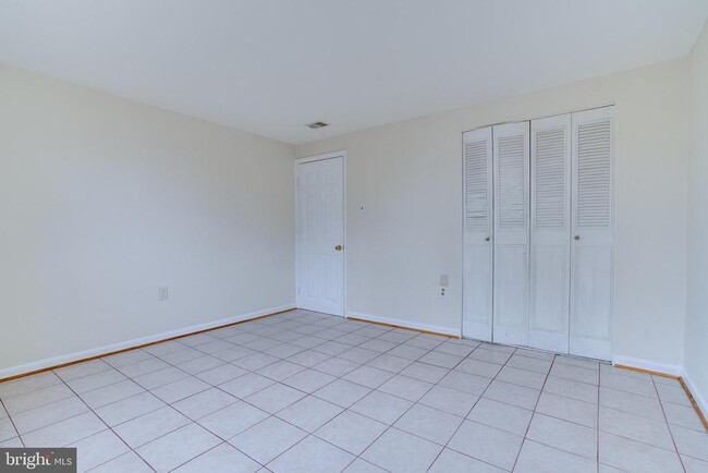 Building Photo - 13636 Greenwood Dr