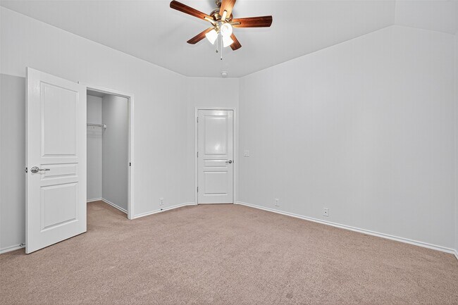 Building Photo - 5518 Elderberry Arbor