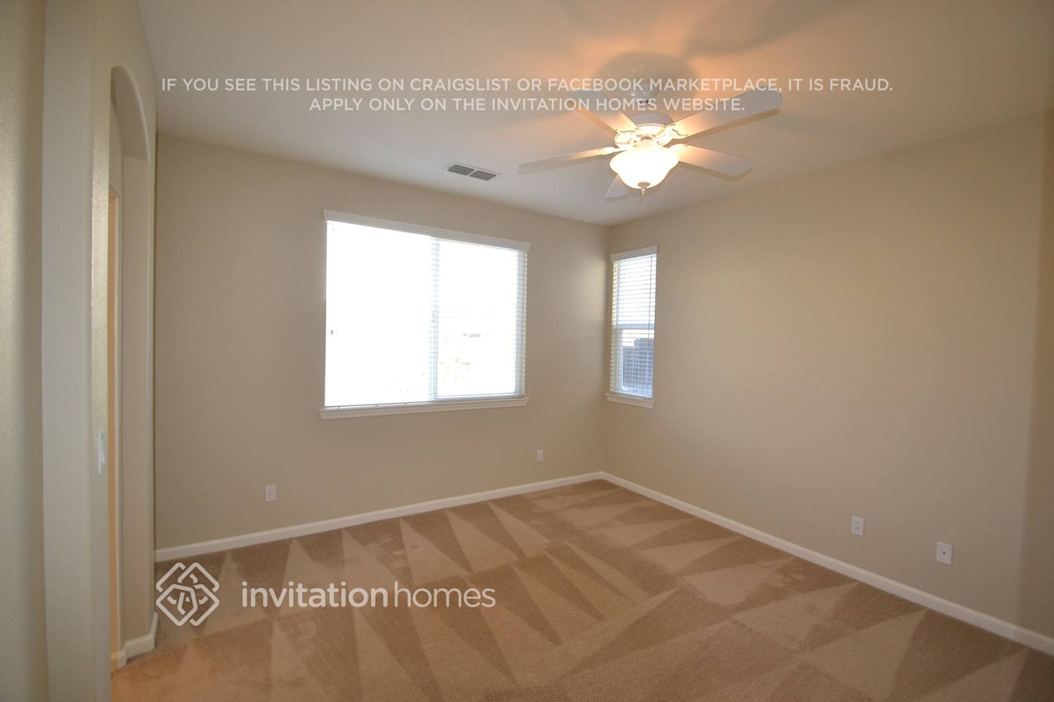 Building Photo - 1901 Pyramid Creek Dr