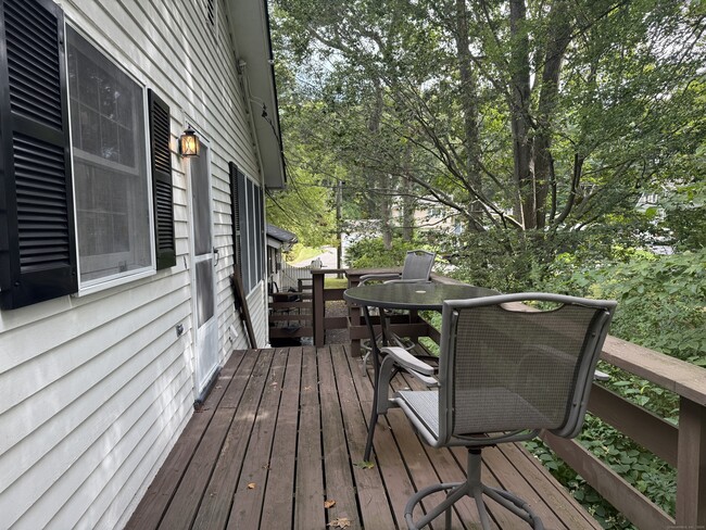 Building Photo - 56 Wedgewood Dr