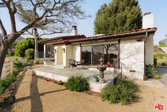 Building Photo - 29660 Harvester Rd