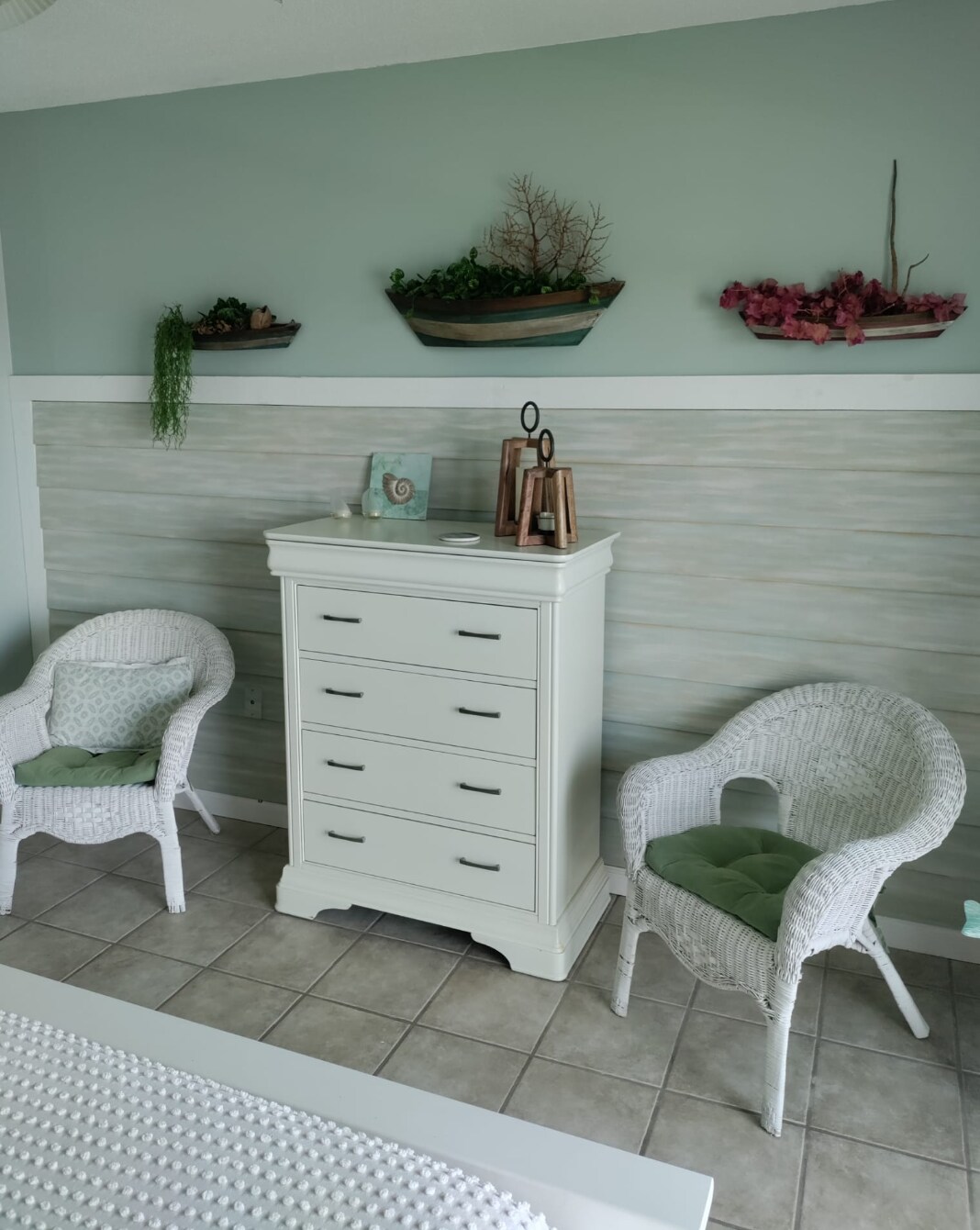 Building Photo - 1516 S Lakeside Dr