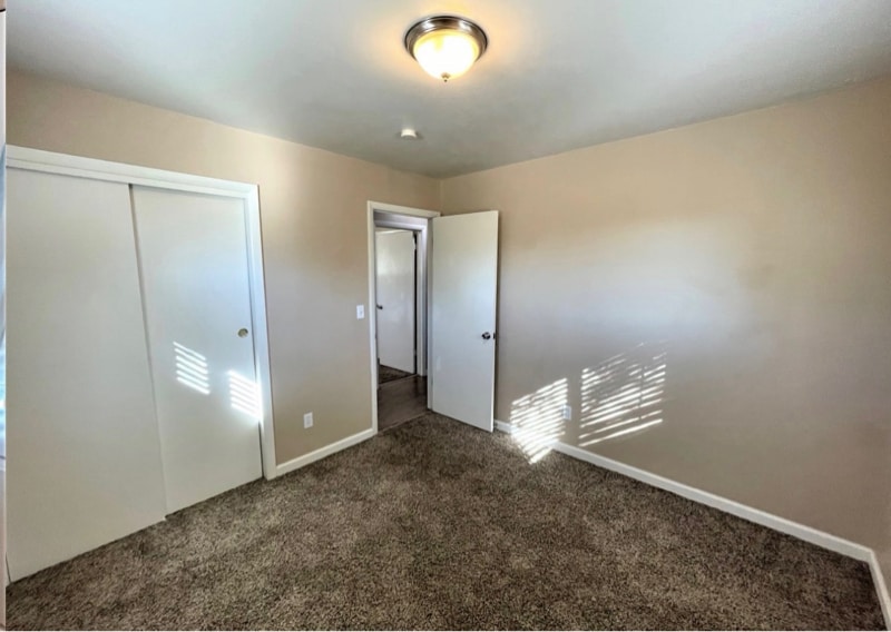 Building Photo - 9174 Lander St