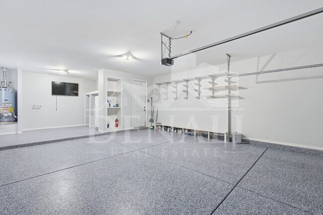 Building Photo - 4220 S Macy Cir