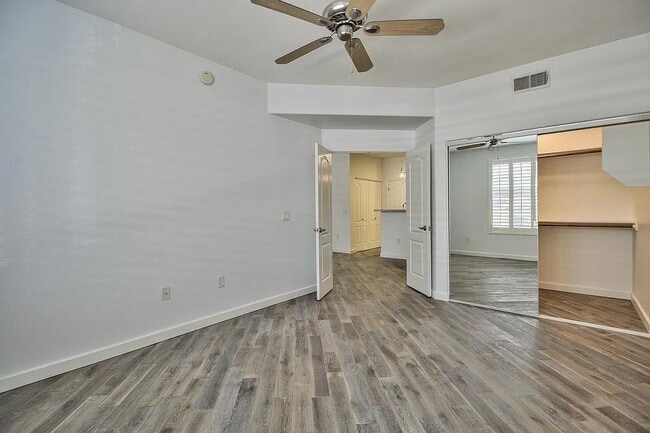 Building Photo - 6900 E Princess Dr