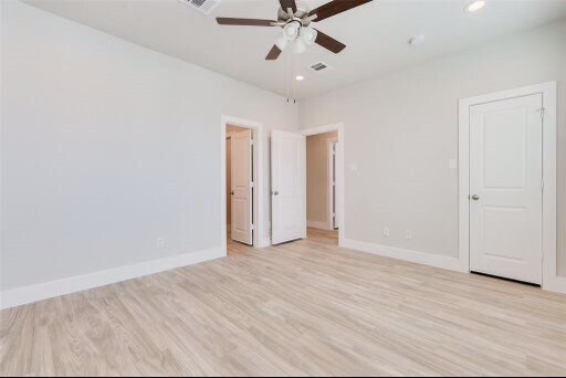 Building Photo - 1741 Cove Cres Ct