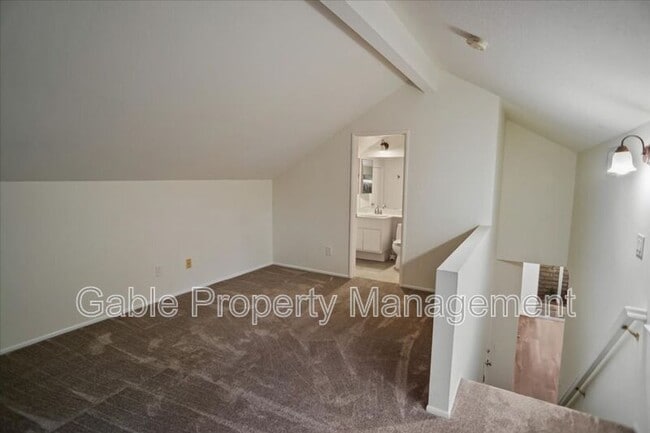 Building Photo - 27221 Camden Pl