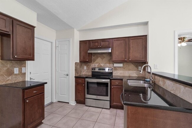 Building Photo - 10322 Ivy Oaks Ln