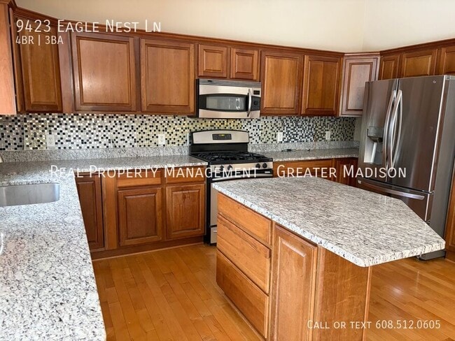 Building Photo - 9423 Eagle Nest Ln