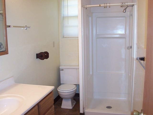 Building Photo - 708 W 12th St