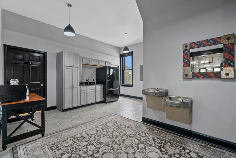 Building Photo - 310 E Main Ave