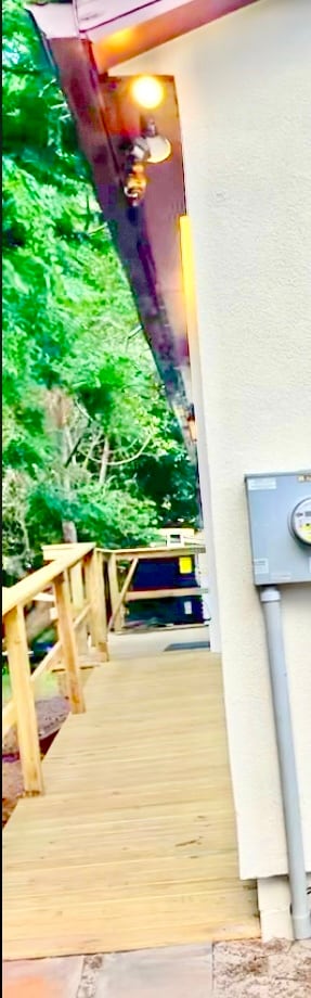 Building Photo - 905 4th Ave N