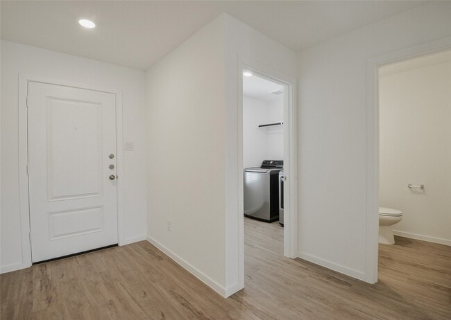 Building Photo - 21811 Carpineti Ln