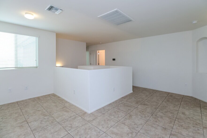 Building Photo - 18350 S Avenida Arroyo Seco