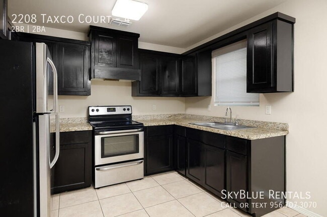 Building Photo - 2208 Taxco Ct