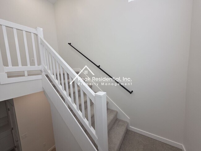 Building Photo - Updated 4bd/2ba Walnut Grove House