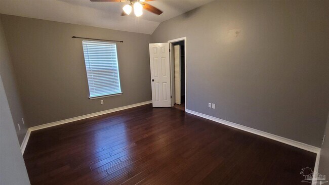 Building Photo - 4559 Tradewinds Dr